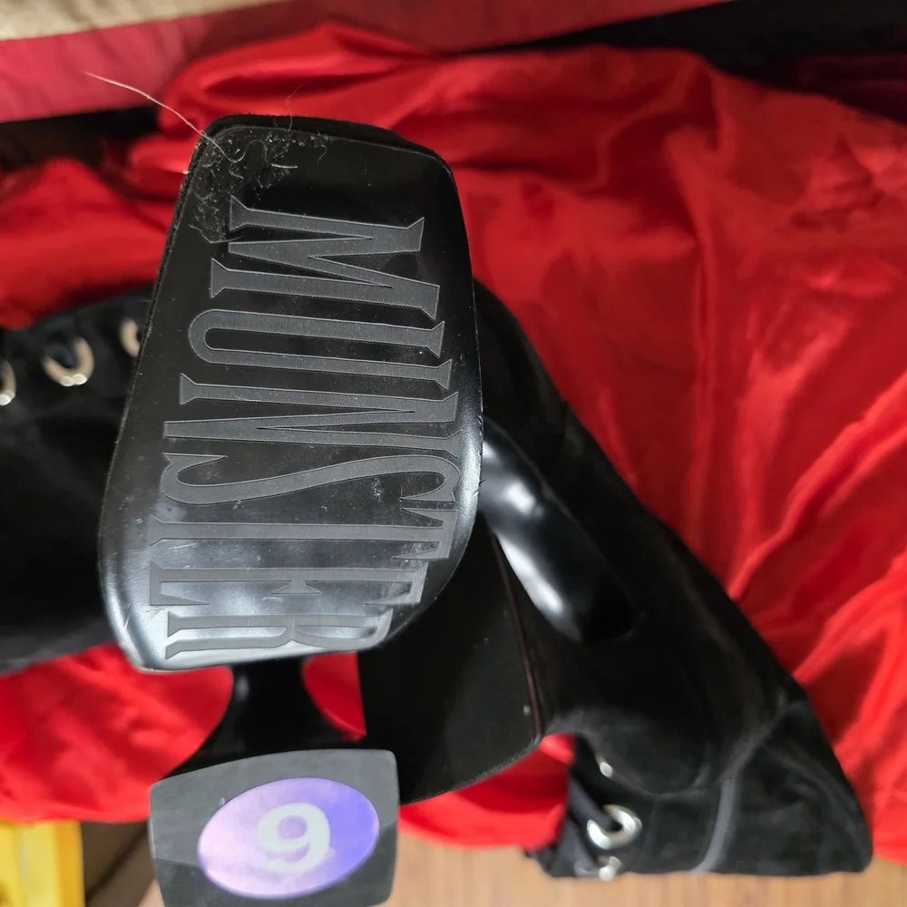 Fluevog Mega Munsters! NEW suede lace-up zip up - Picture 2 of 3